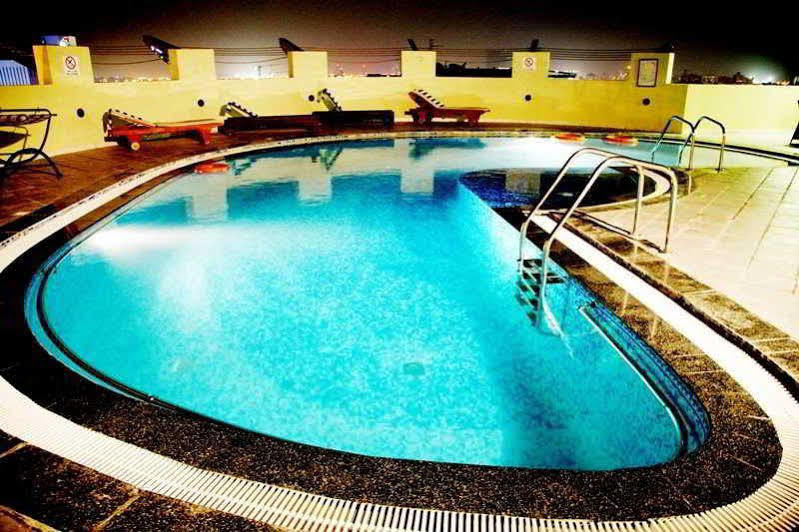 Parkside Hotel Apartment Дубай Екстер'єр фото